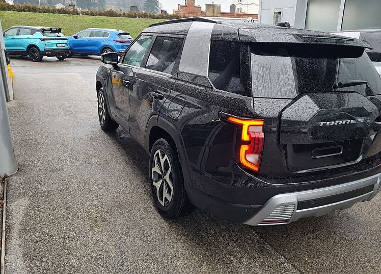 Zunanja slika - KG Mobility Torres - 1.5 T-GDi Adventure 4x4 A T - 7