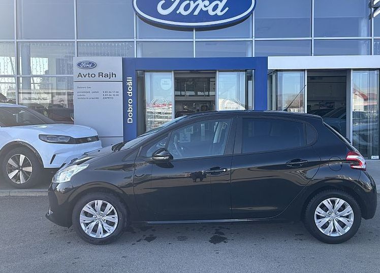 Zunanja slika - Peugeot 208 - ALURE 1.2- PRVI LASTNIK - 2