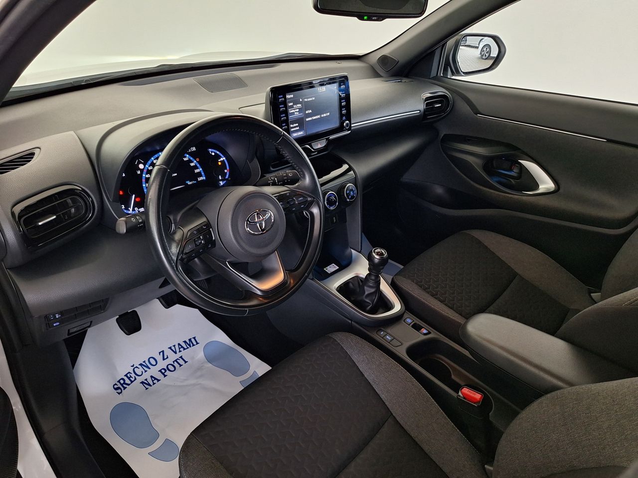 Zunanja slika - Toyota Yaris Cross - 1.5 VVT-iE Sport - 4