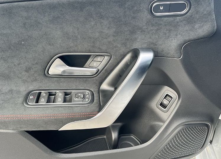 Zunanja slika - Mercedes-Benz CLA-Razred - Coupe 180 AMG Line  ...Komisijska prodaja... - 8