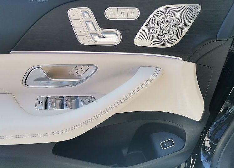 Zunanja slika - Mercedes-Benz GLS-Razred - GLS 450 d 4MATIC AMG line. Premium plus - 9