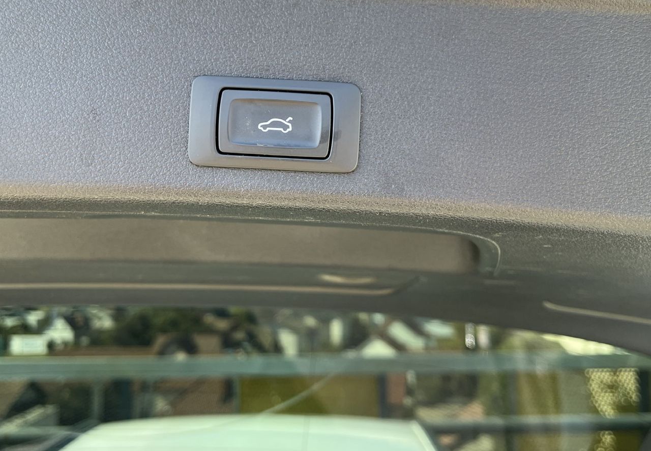 Zunanja slika - Audi A4 - Avant 30 TDI S tronic. LED. MASAŽNI SED. KAM. 2X PDC - 6