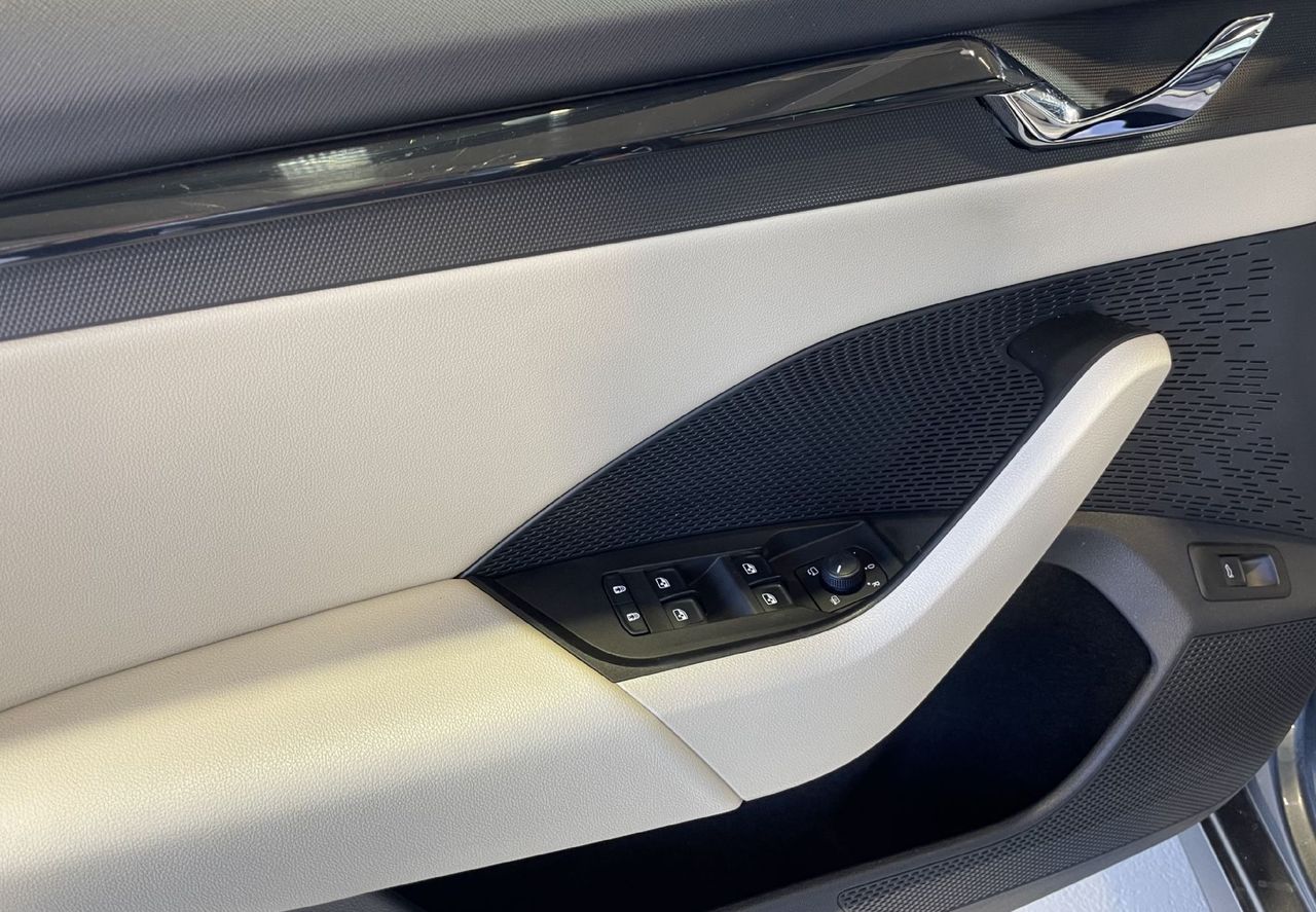 Zunanja slika - Škoda Octavia - VIRTUAL-NAVIGACIJA-LANE-RADAR-LED-DSG-ALU-KEYLESS - 18