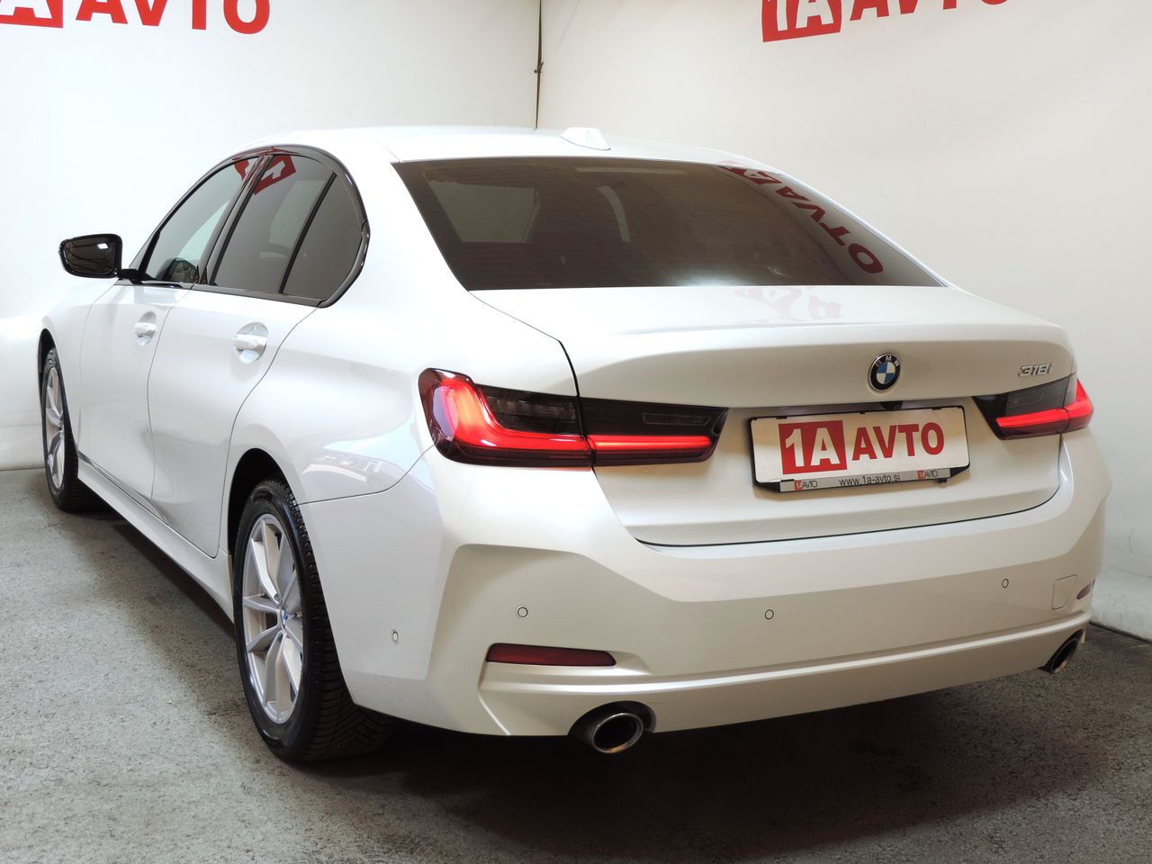 Zunanja slika - BMW Serija 3 - 2.0i Avt. NOVI MODEL-USNJE-KAMERA-LED-MRTVI KOT… - 7