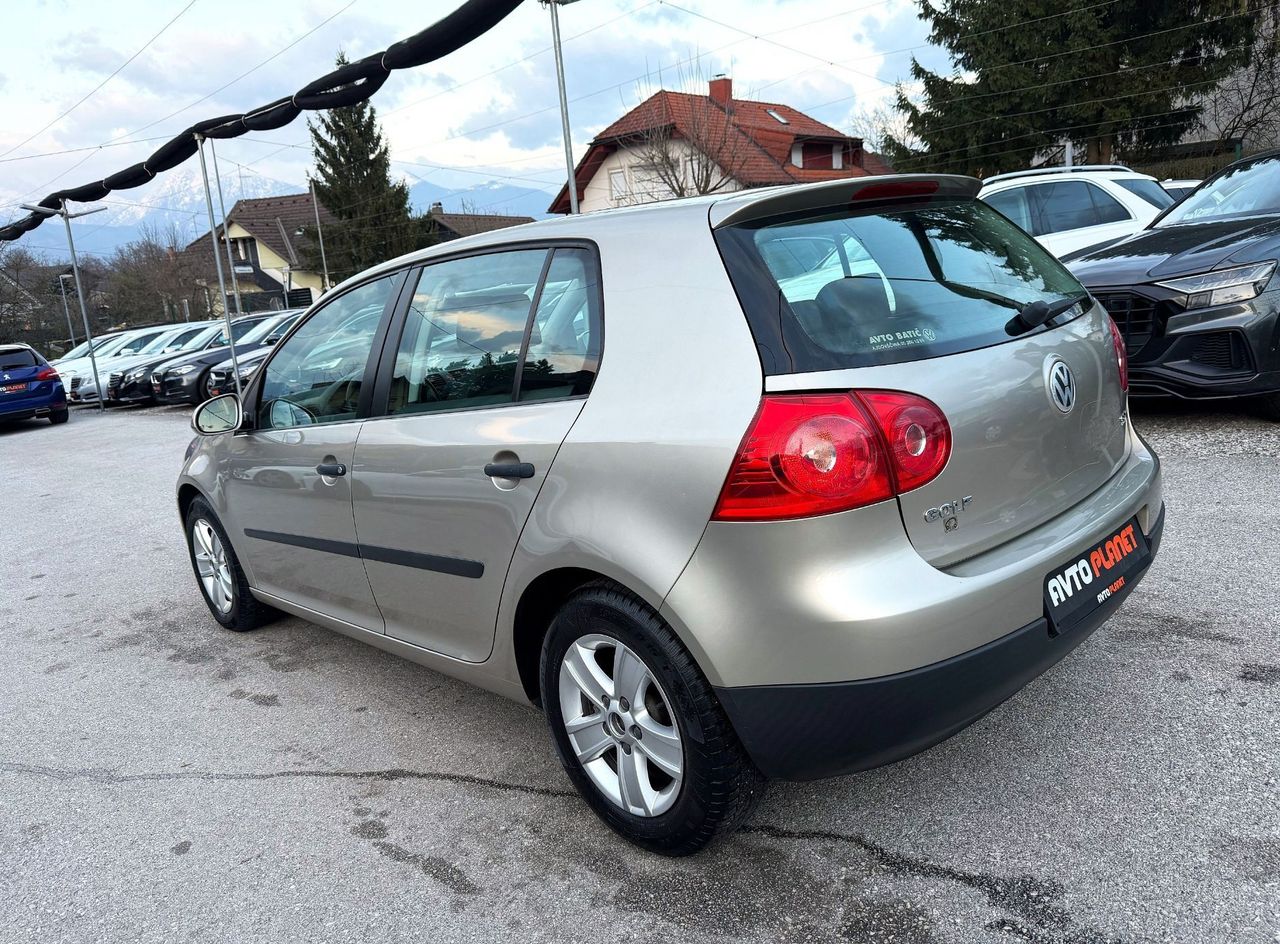 Zunanja slika - VW Golf - 2.0 SDI SLO.VOZILO 2.LASTNIK AVTO.KLIMA ALU15 - 1