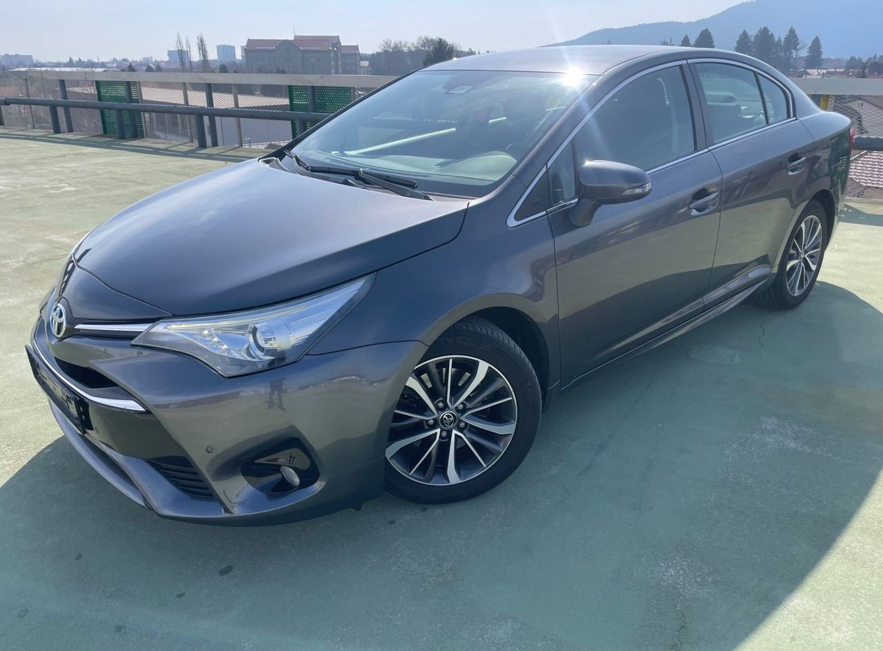 Zunanja slika - Toyota Avensis - 2.0 D-4D Luna XSENON.NAVI.2XPDC. - 1