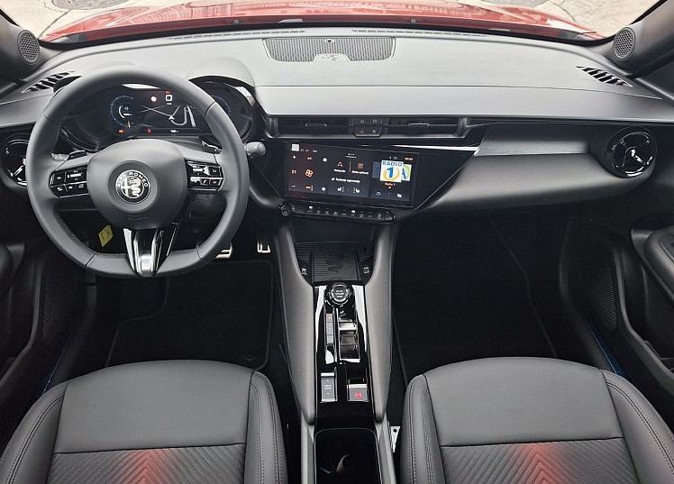 Zunanja slika - Alfa Romeo Junior - 1.2 E-DCT6 MHEV 145 SPECIALE - 9