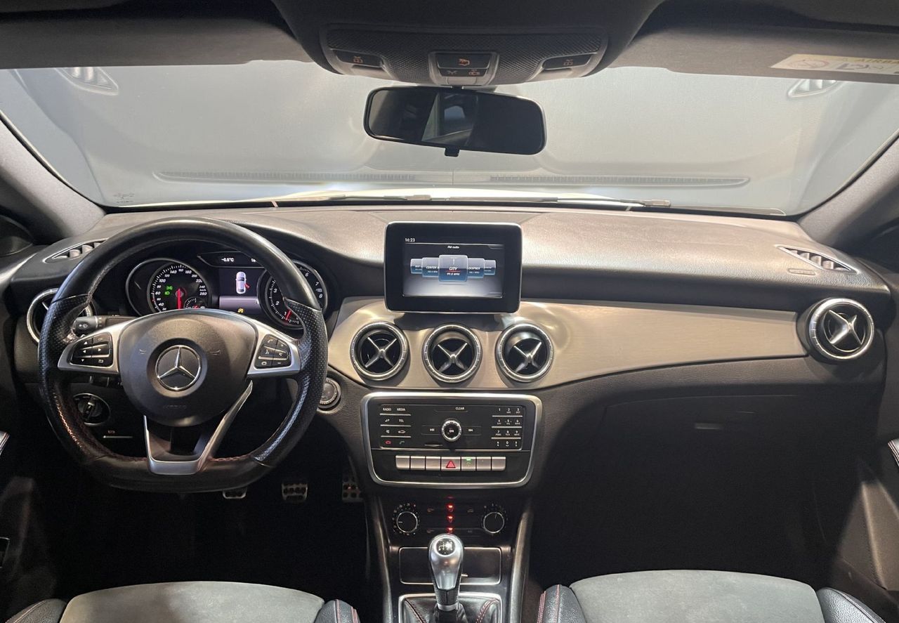 Zunanja slika - Mercedes-Benz CLA-Razred - CLA-180-AMG LINE-TEMPOMAT-KAMERA-2XPDC-ALU-LED - 8
