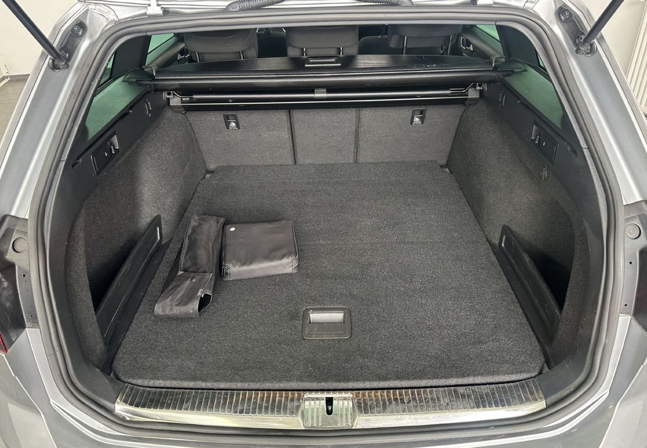 Zunanja slika - VW Passat - Variant 2.0 TDI.Business avt. 110kW.NEMŠKI.PANORAMA.KAMERA - 19