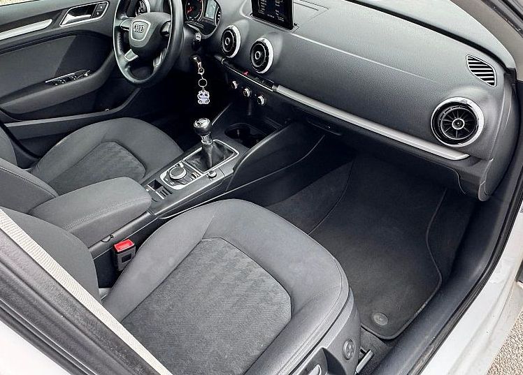 Zunanja slika - Audi A3 - 1.6 TDI 110ks °alu 16-COL° °TEMPOMAT - 9