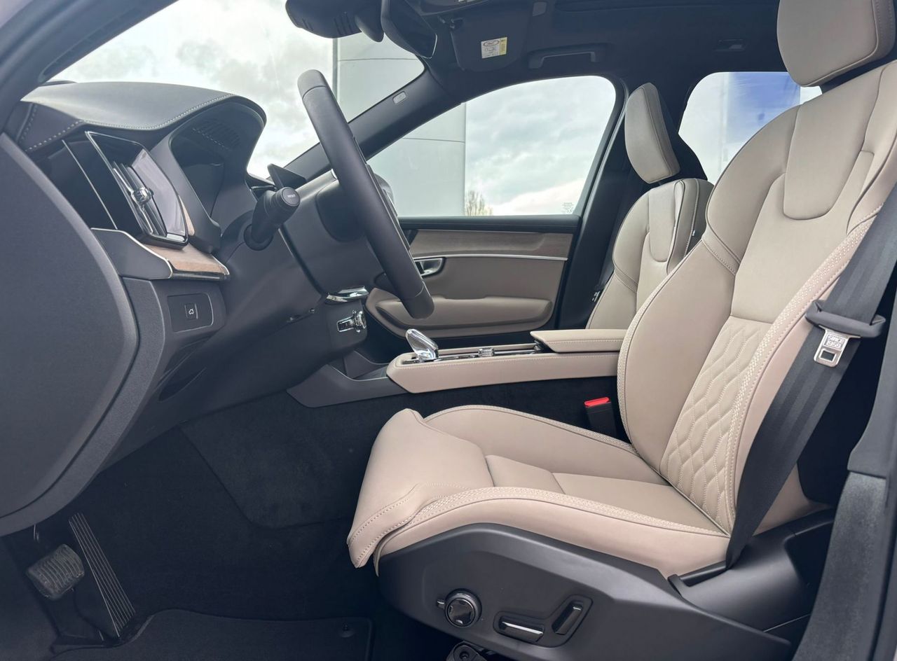 Zunanja slika - Volvo XC90 - B5P Plus Bright 7s AWD 3 leta garancije+3 servisi - 7