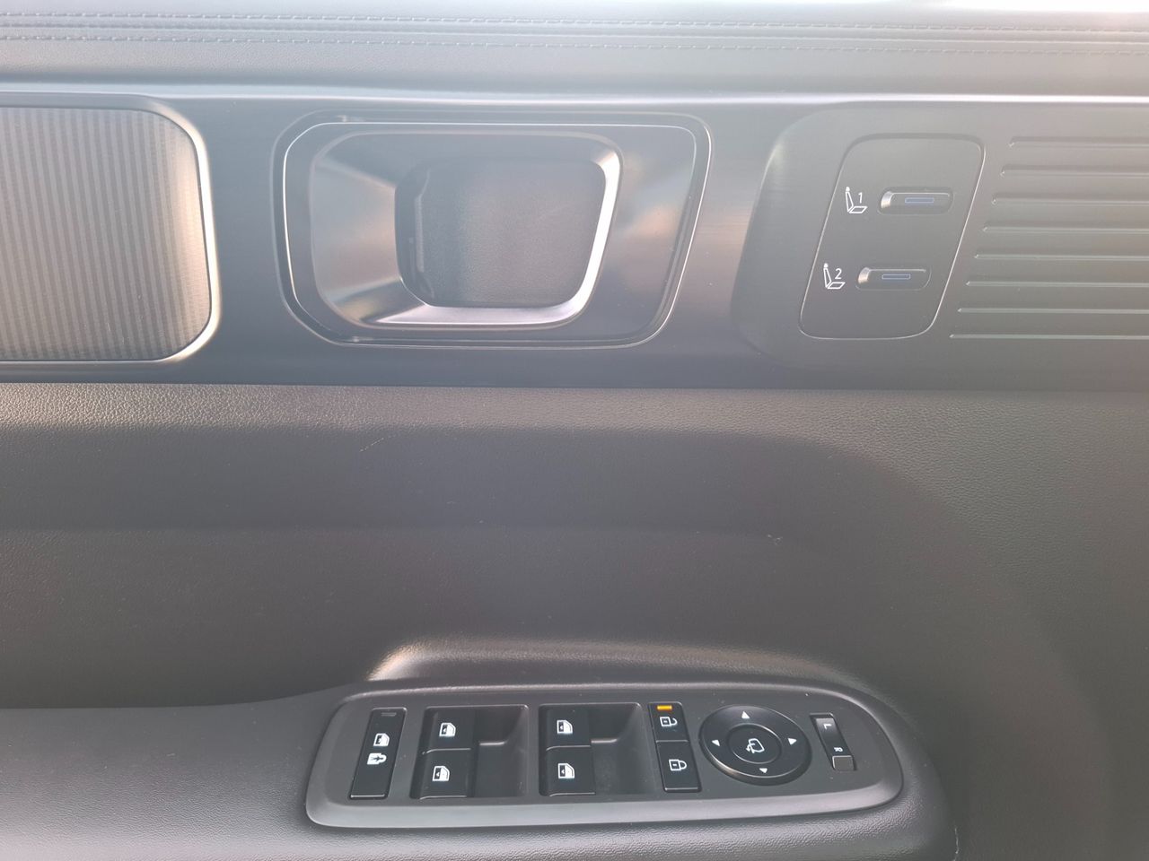 Zunanja slika - Hyundai Santa Fe - 1.6 T-GDI HEV XCLASS 4WD AUTO - KOT NOV+TOP OPREMA - 21