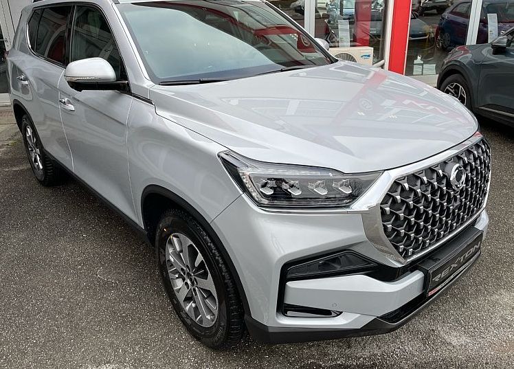 Zunanja slika - SsangYong Rexton - 2.2 XDi Limited Exclusive Panorama 4WD A T - 3