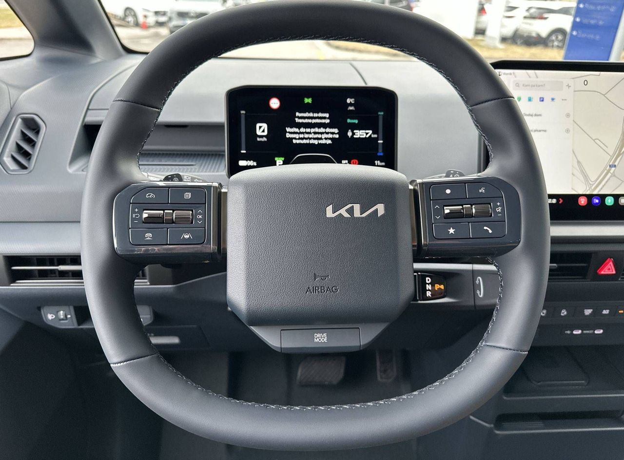 Zunanja slika - KIA PV5 - 71.2 kWh baterija 120 kW 163 KS  Quantum - 14