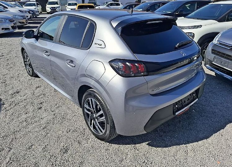 Zunanja slika - Peugeot 208 - 1.2 75km - samo 30.099 prevoženih kilometrov - 4