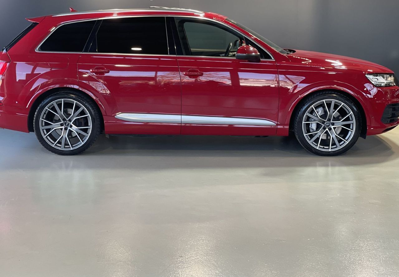 Zunanja slika - Audi Q7 - ZRAČNO-HUD-PANO-NAVI-MEMORY-ALCANTARA-VIRTUAL-22C - 4