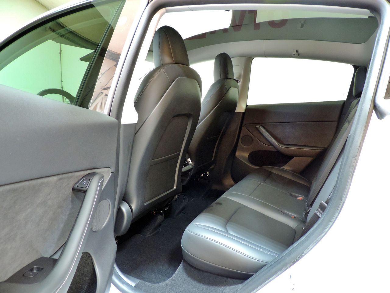 Zunanja slika - Tesla Model Y - Long Range All-Wheel Drive - 15