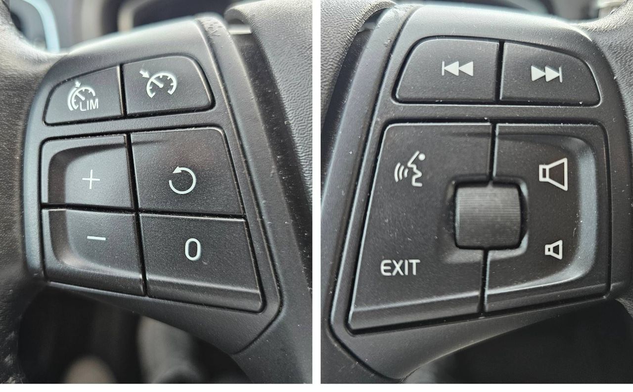 Zunanja slika - Volvo V40 - D2 Kinetic - 17