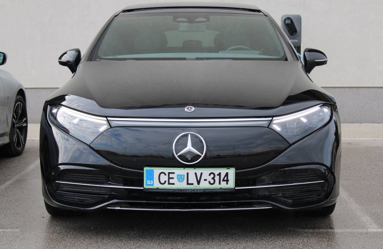 Zunanja slika - Mercedes-Benz EQS - 350 PANO BURMESTER ACC MRTVI KOT AMBILIGHT - 3