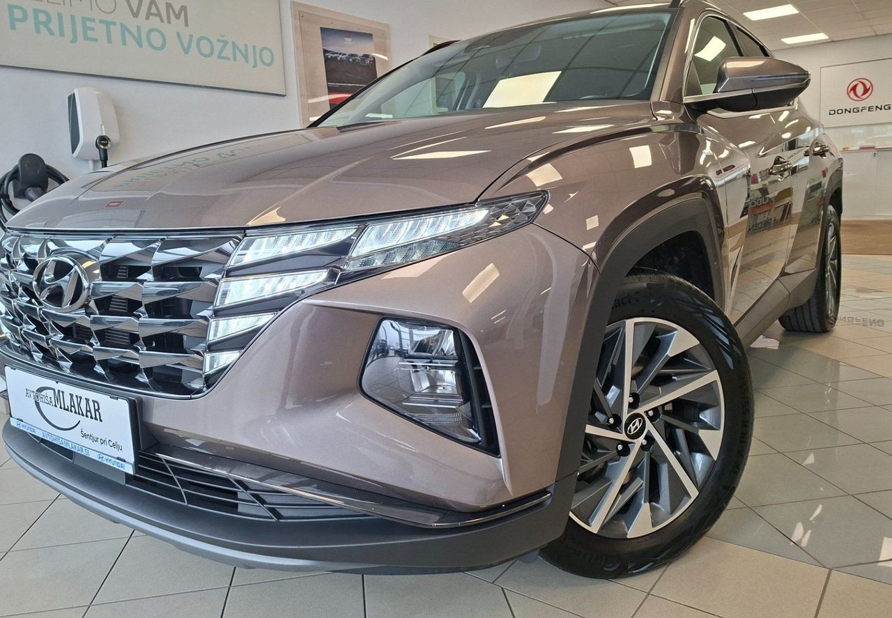 Zunanja slika - Hyundai Tucson - 4WD 1.6 CRDi MHEV Style DCT 48V-SLO-LED-NAVI-KAMER - 2