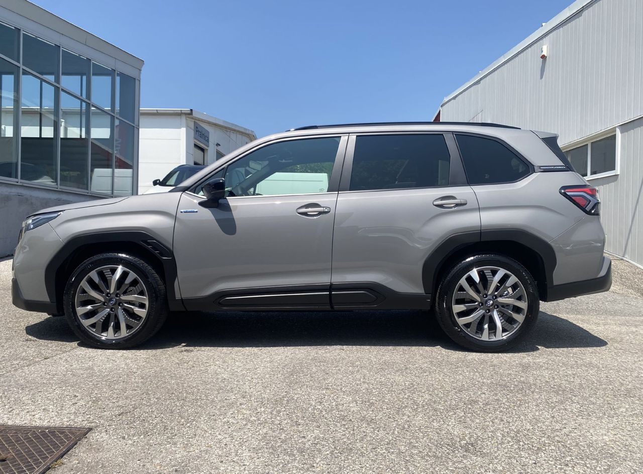 Zunanja slika - Subaru Forester - 2.0i CVT 4WD PREMIUM - 15