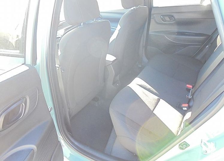 Zunanja slika - Hyundai i20 - 1.0 T-GDI 90 COMFORT°°BLACK PACK PLUS°°AAC°°WINTER - 10