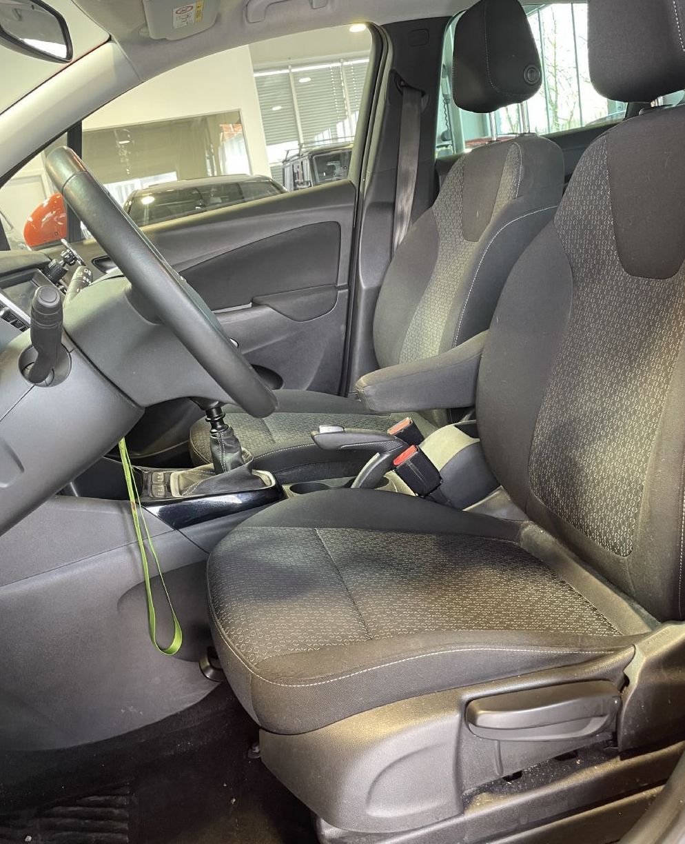 Zunanja slika - Opel Crossland X - 1.LASTNIK-SLO-KAMERA-KLJUKA-TEMPOMAT-ALU - 7