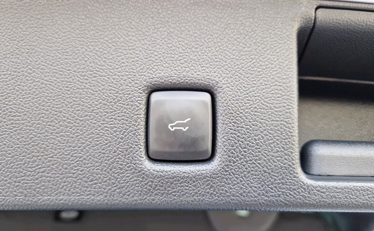 Zunanja slika - Ford Kuga - Active X 2.5 HYBR 134kW FHEV AWD-SLO-RADAR-HEADUP - 11