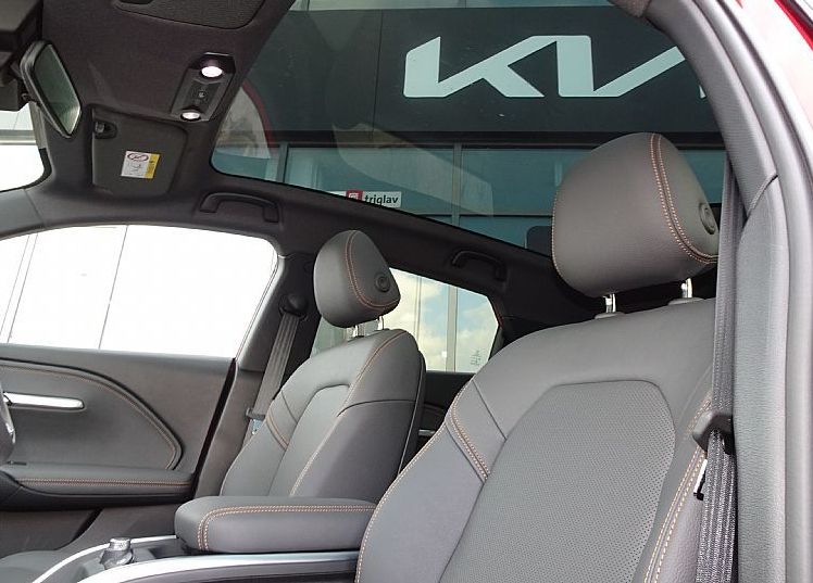 Zunanja slika - Vinfast VF6 - PLUS - 1.000 EUR DODATNI POPUST PRI MENJAVI - 11