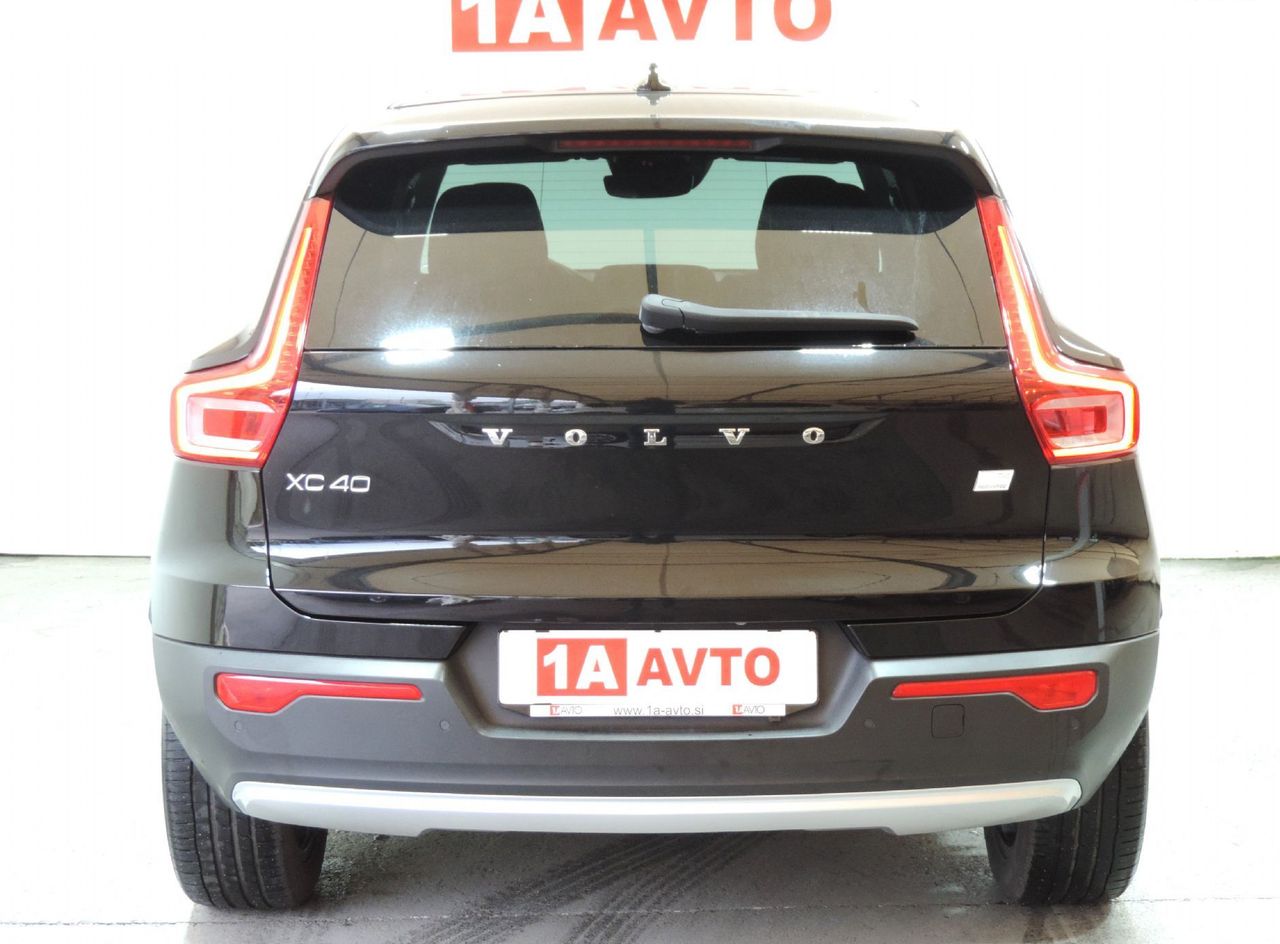Zunanja slika - Volvo XC40 - T4 Recharge Twin Engine Inscription  Avt. ACC-LED- - 6