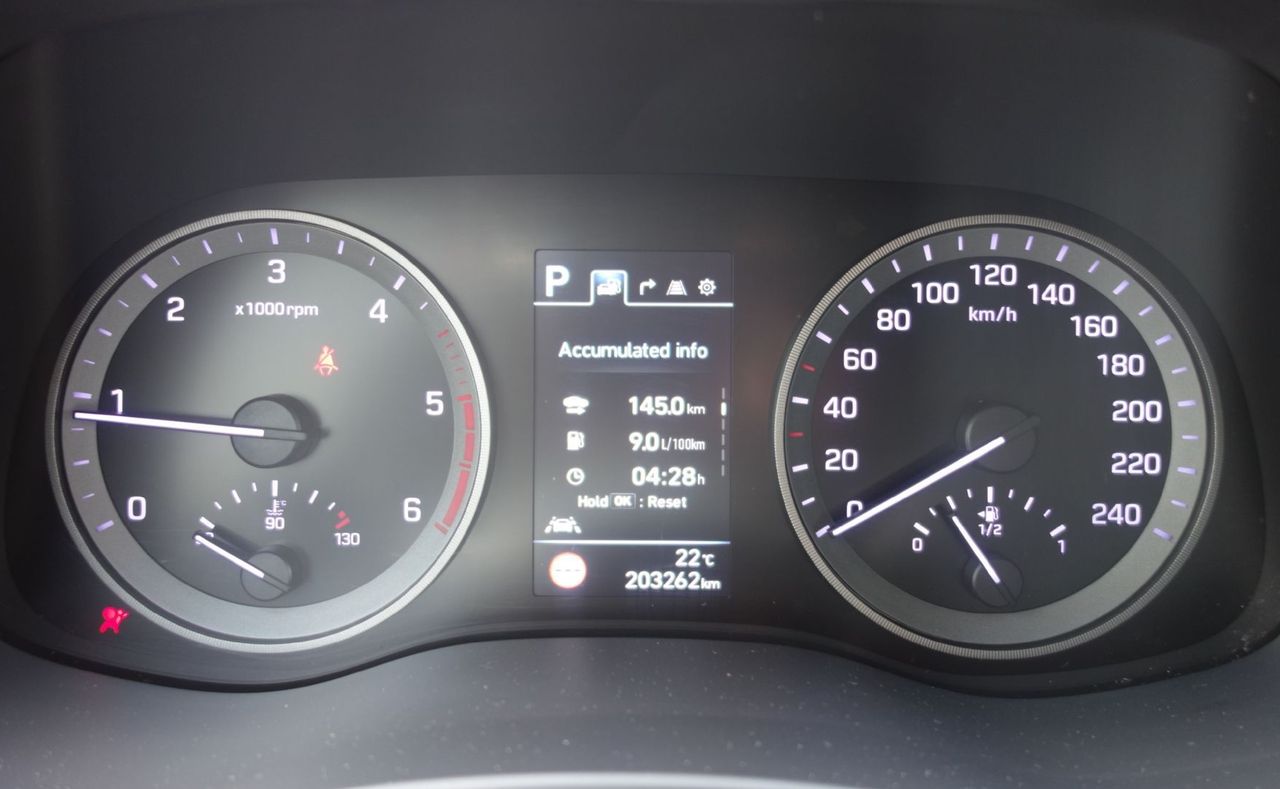 Zunanja slika - Hyundai Tucson - 1.6 CRDi DCT 4WD - 8