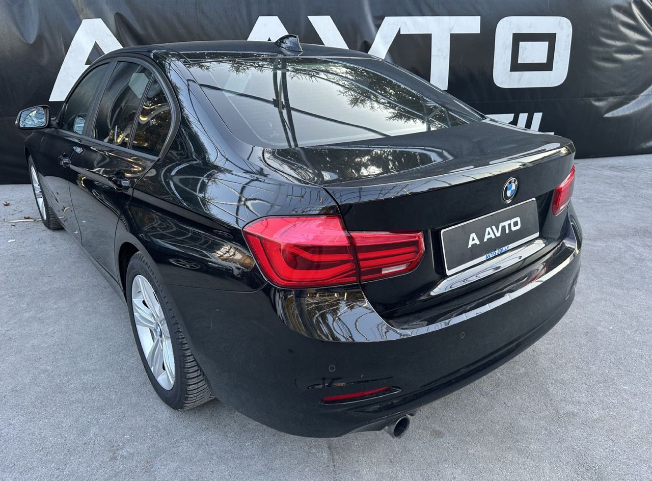 Zunanja slika - BMW Serija 3 - : 318i Advantage-NAVI-GRE.SEDEŽEV-2xPDC-TEMPOMAT-17C - 5