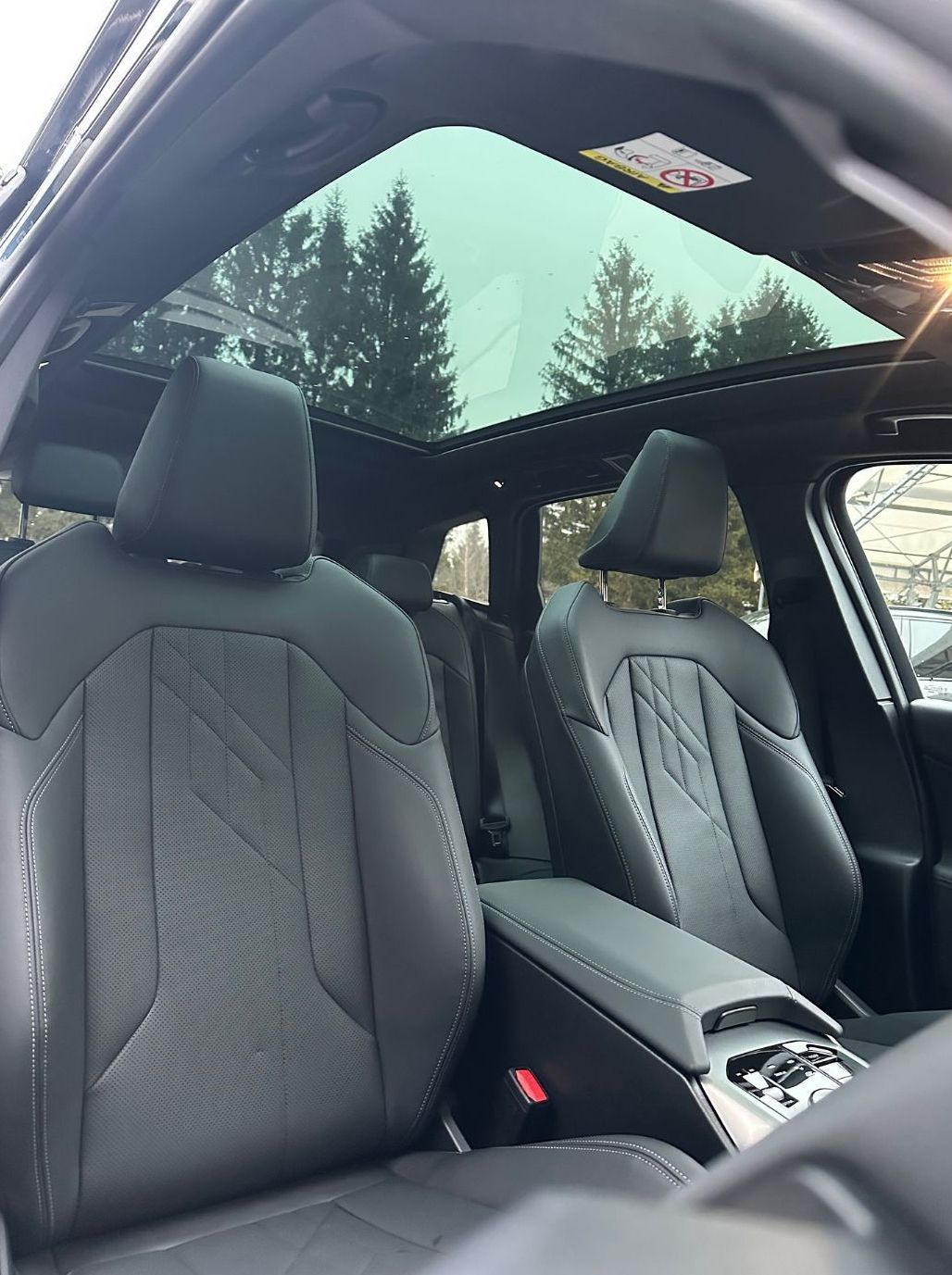 Zunanja slika - BMW X3 - serija :  30e xDrive  AT -HARMAN-PANORAMA-KAM360-20COL... - 12