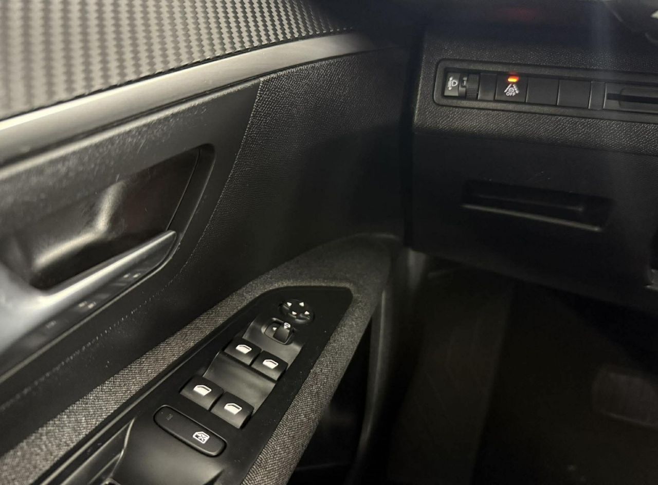 Zunanja slika - Peugeot 5008 - 1.2 PureTech 96 KW Avt.NAVI.KAMERA.2023.13MES.JAMS - 12