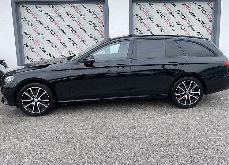 Zunanja slika - Mercedes-Benz E-Razred - d-2x AVANTGARDE-VIRTUAL-AUT LED LUČI... - 4