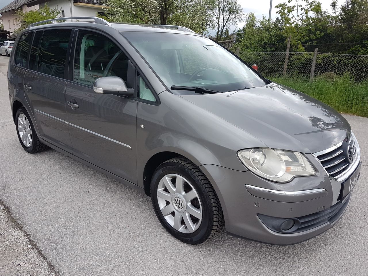 Zunanja slika - VW Touran - 1,9 TDI Highline - 3