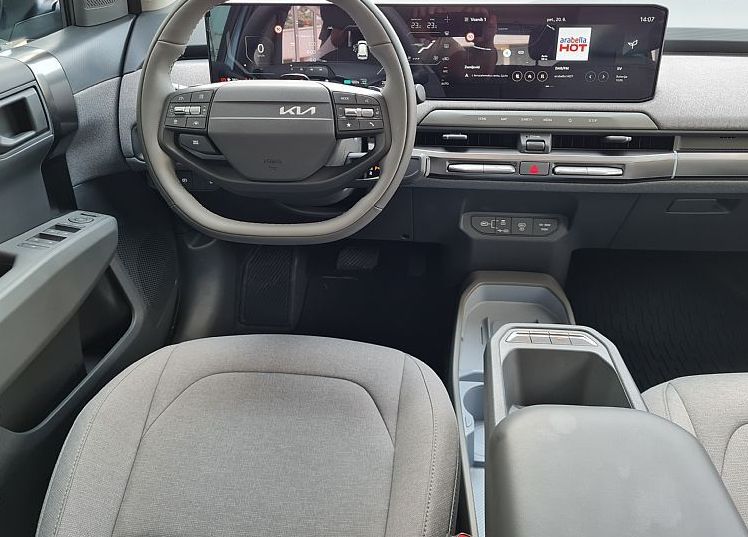 Zunanja slika - KIA EV3 - 58.3 kWh baterija. 150 kW Star - 7