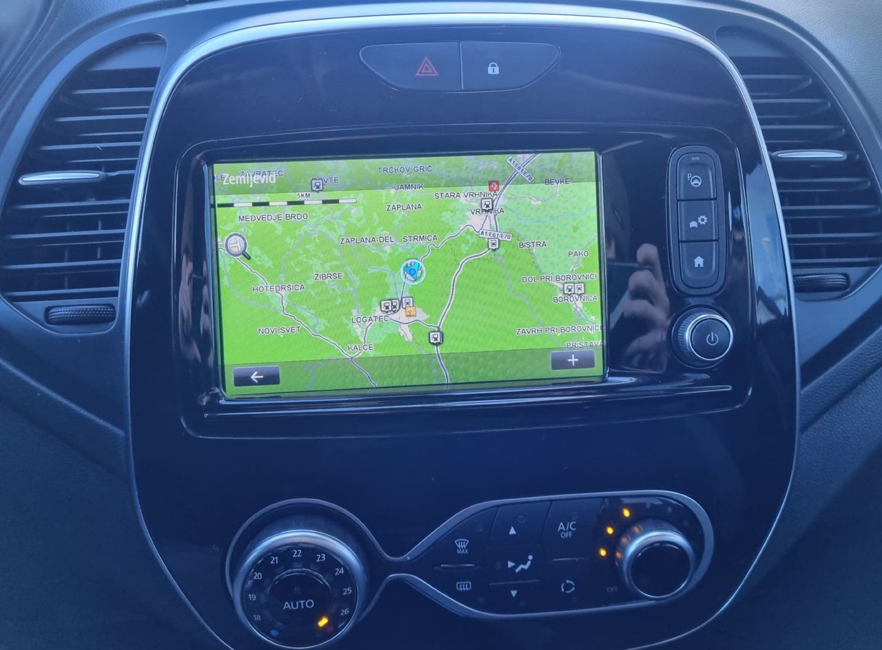 Zunanja slika - Renault Captur - Intens TCe 150 AVTOMATIK +VLEČNA KLJUKA+SERVISNA - 15