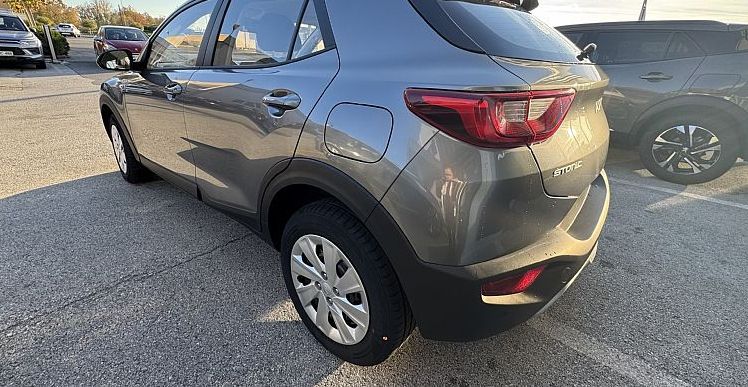 Zunanja slika - KIA Stonic - 1.2 DPI 57.9 kW LX Fun+ M T - 5
