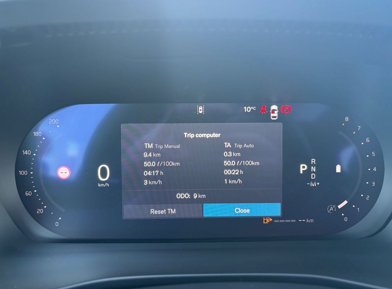 Zunanja slika - Volvo XC40 - B4  P  Ultra Black Edition - 11