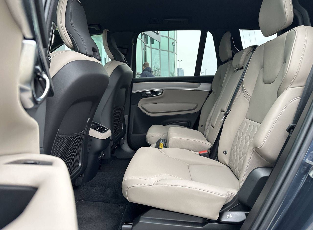Zunanja slika - Volvo XC90 - B5 P Core Bright 7s AT AWD 3 leta gar. + 3 serv. - 11