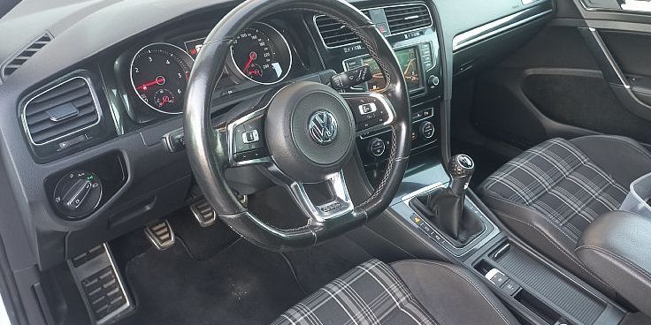 Zunanja slika - VW Golf - 2.0 GTD BMT - 6