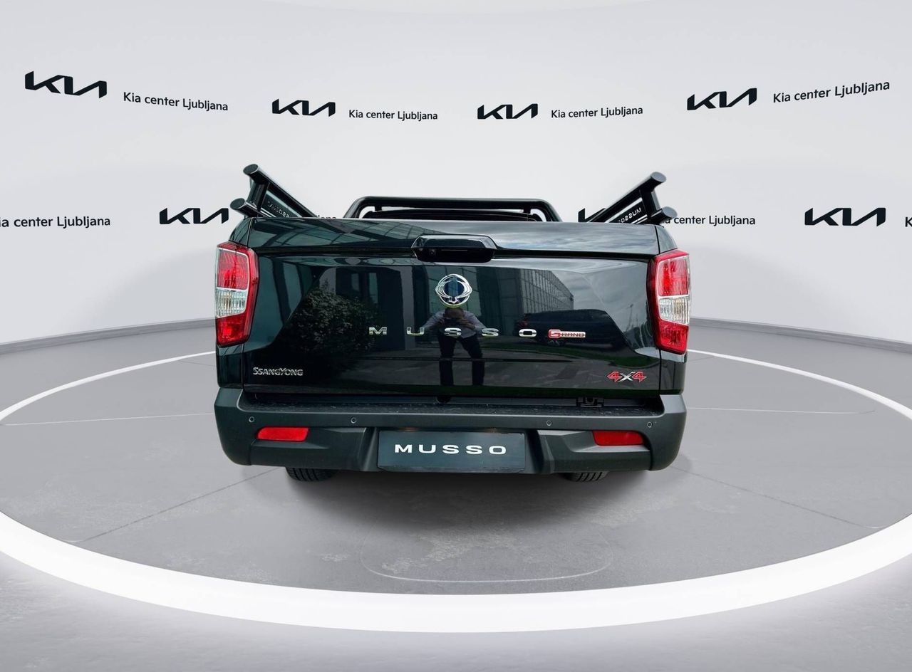 Zunanja slika - SsangYong Musso - Grand 2.2 XDi Ultimate 4WD AT - 6