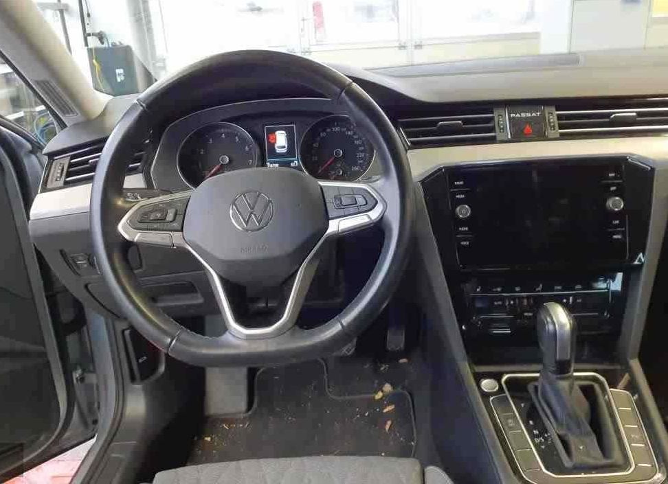 Zunanja slika - VW Passat - Variant 1.5 TSI avt. 110kW.NEMŠKI+4GUME.KAMERA.LED.NAVI - 9