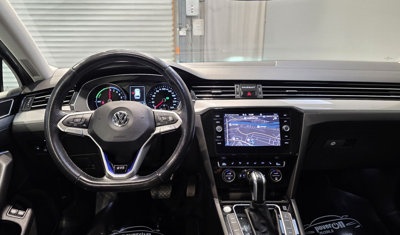 Zunanja slika - VW Passat - Variant GTE 160kW ACC LED NAVI KAM ALU KLJUKA - 10