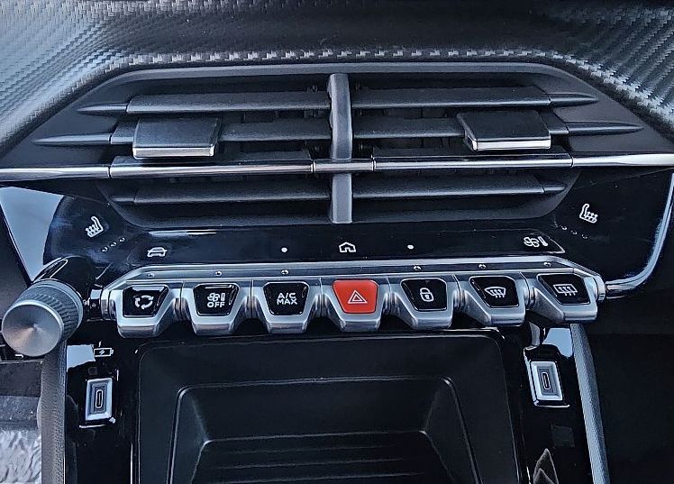 Zunanja slika - Peugeot 2008 - ACTIVE PACK PureTech 100 - 4