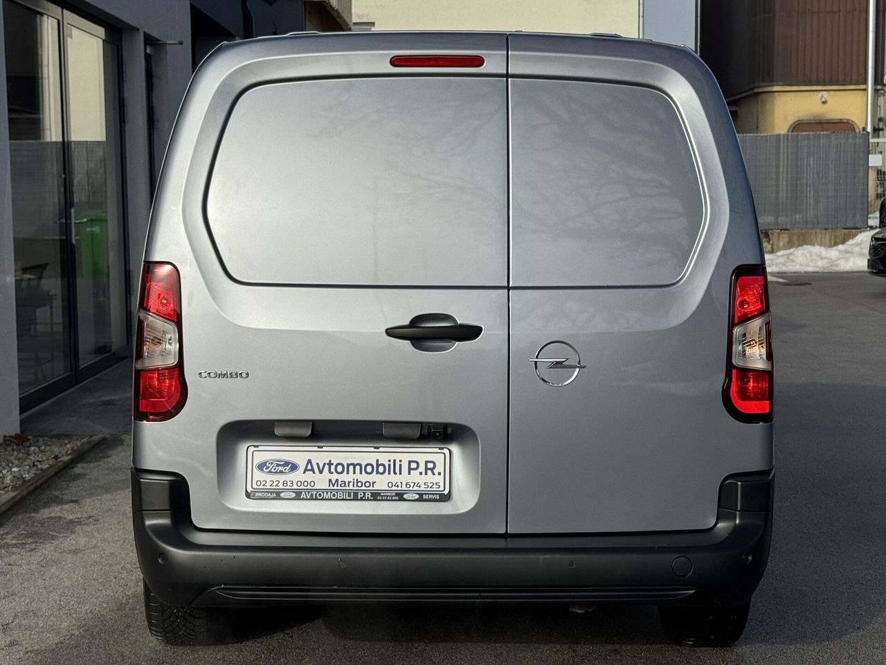 Zunanja slika - Opel Combo - CARGO 1.5D 130KM - PODALJŠAN 5 SEDEŽEV.TOVORNO - 16