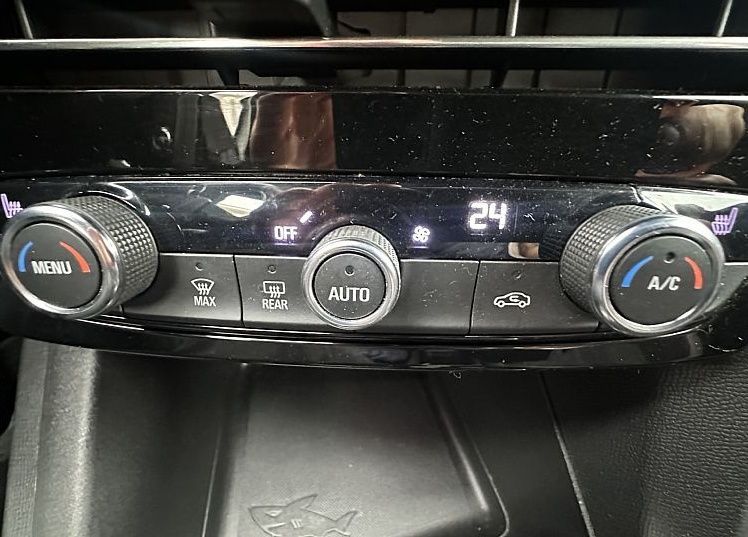 Zunanja slika - Opel Mokka - 1.2 TURBO 96KW GS .USNJE.KAMERA.ŠE 5LET JAMSTVA - 13