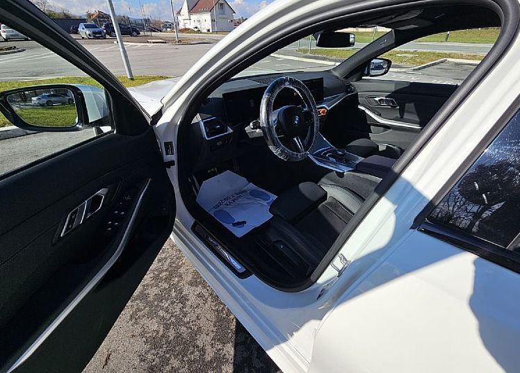 Zunanja slika - BMW Serija 3 - Touring: 320i  AT |M sport|Keyless|Fullled|aktivni temp| - 7