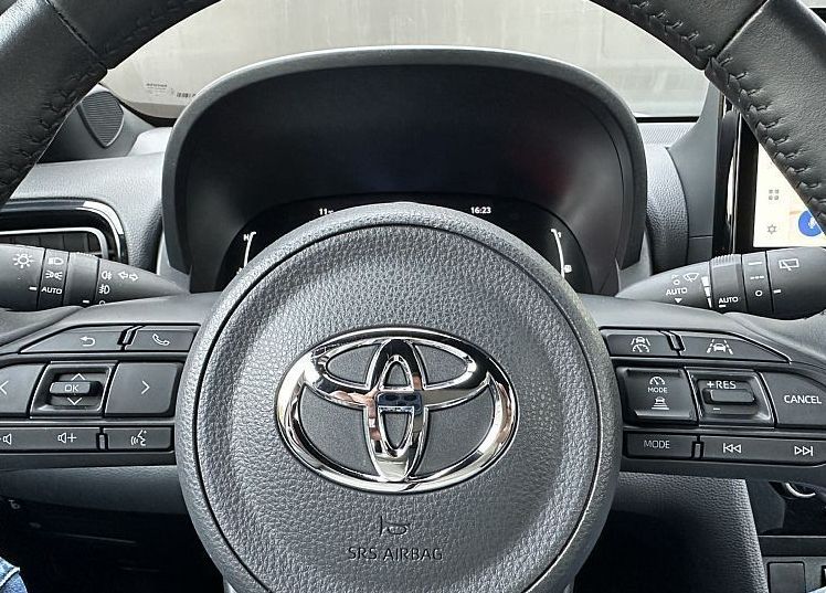 Zunanja slika - Toyota Yaris Cross - 1.5 VVT-i hibrid Sport-NAVI-KAMERA-LED-FULL ASSIS - 10